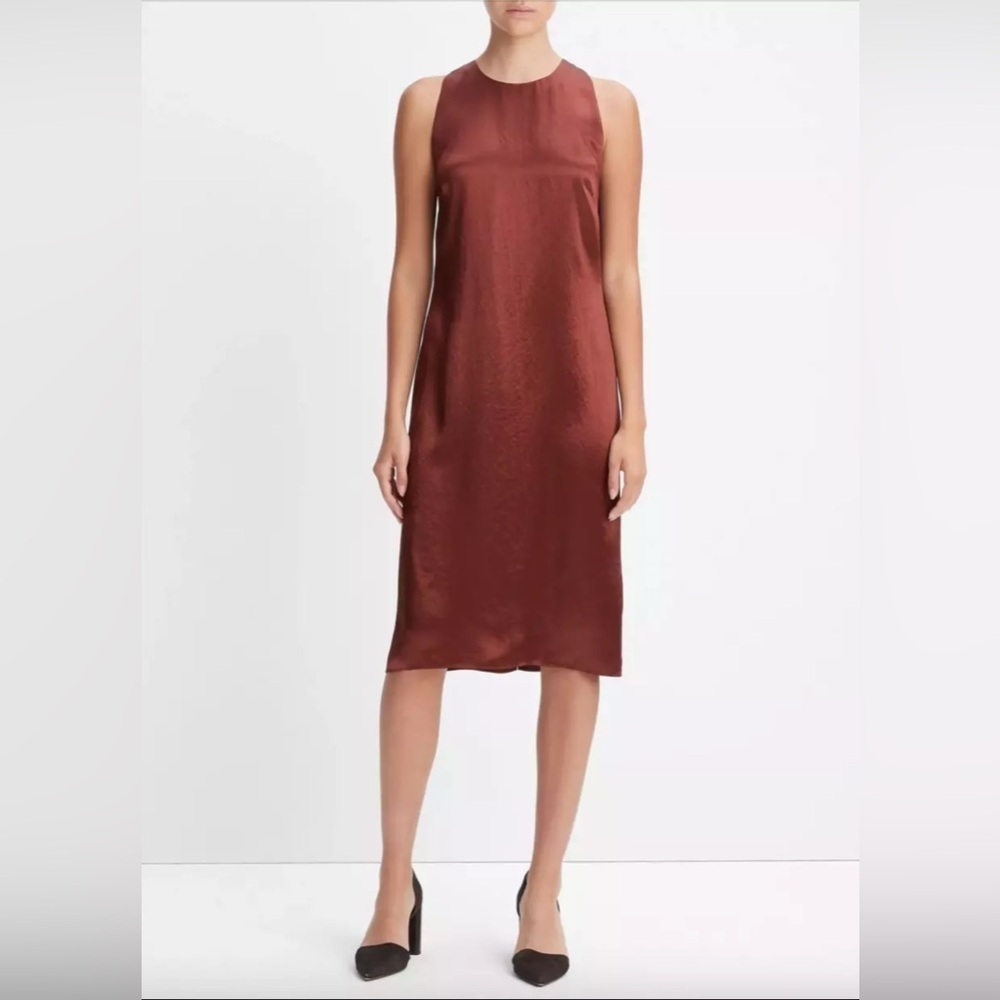 Vince Sleeveless Satin Cinnamon Red Knee Length Crewneck Shift Dress NEW FLAWED